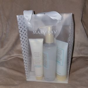 MaryKay Satin Hands Set Fragrance Free